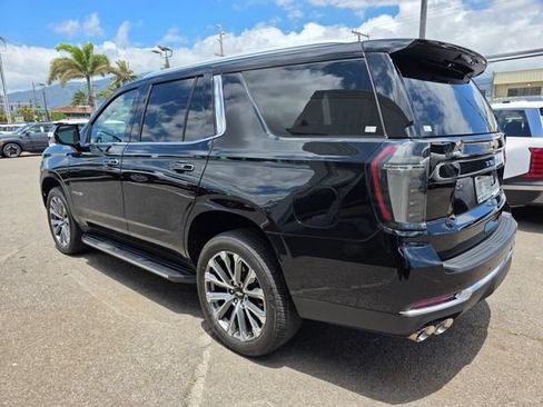 Used 2025 Chevrolet Tahoe High Country AWD/4WD image 5
