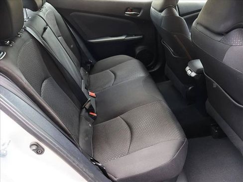 Used 2019 Toyota Prius LE w/ Carpet Mat Package FWD image 24