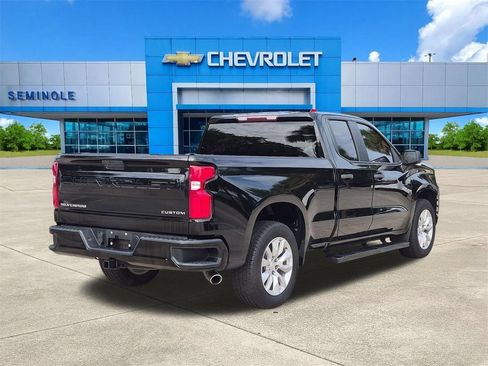 Used 2020 Chevrolet Silverado 1500 Custom w/ Custom Value Package RWD image 4