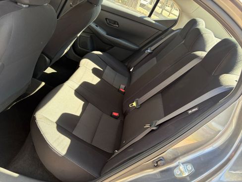 Used 2025 Nissan Sentra SV image 22