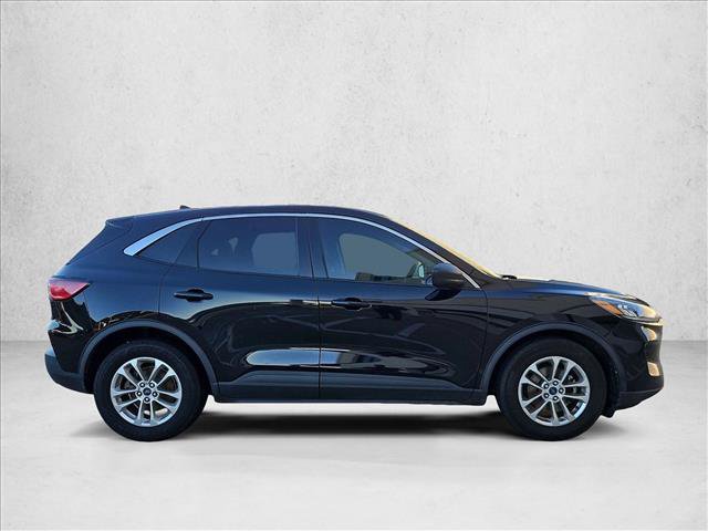 Used 2022 Ford Escape SE w/ Convenience Package FWD image 4