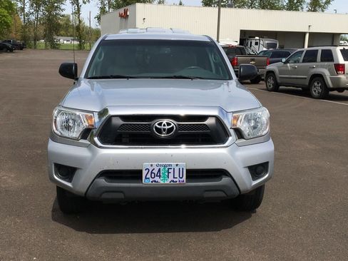 Used 2012 Toyota Tacoma 2WD Access Cab w/ SR5 Pkg image 9