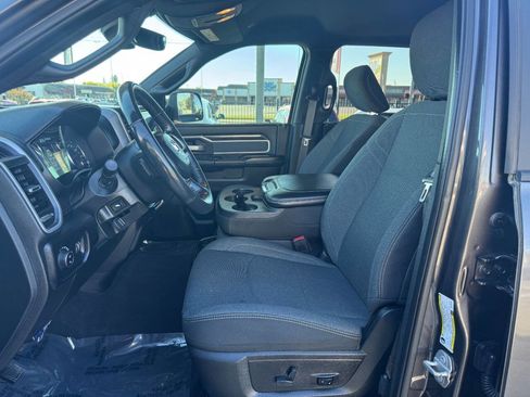 Used 2021 RAM 2500 Big Horn w/ Night Edition image 10