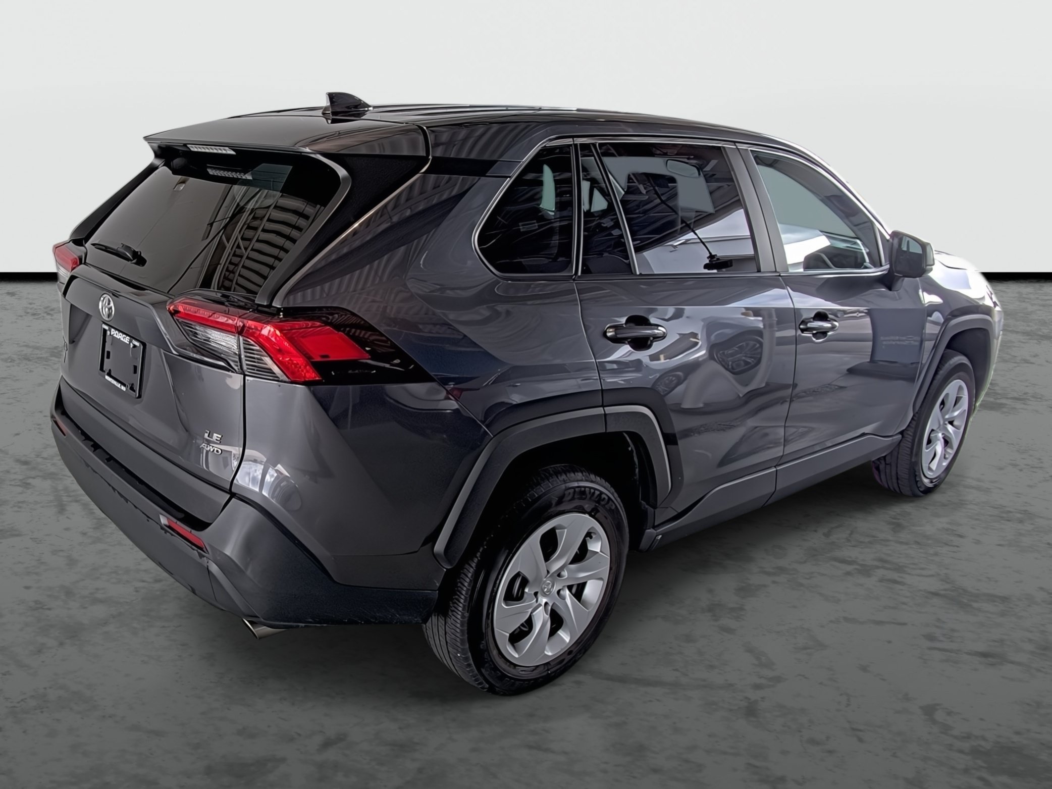 Used 2025 Toyota RAV4 LE AWD/4WD image 14