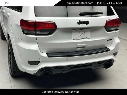 Used 2020 Jeep Grand Cherokee SRT AWD/4WD image 16