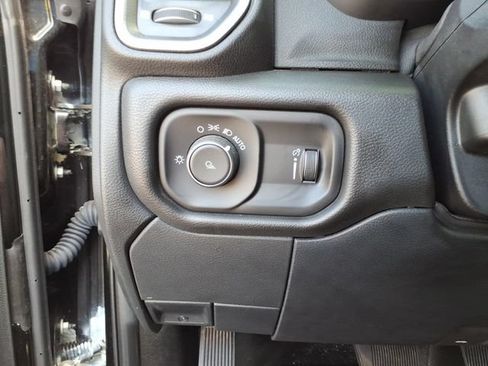 Certified 2021 RAM 2500 Tradesman AWD/4WD image 18