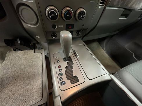 Used 2006 Nissan Titan SE RWD image 15