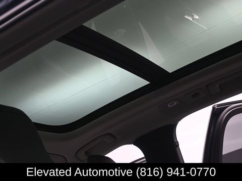 Used 2024 Volvo XC60 T8 Ultimate w/ Protection Package Premier AWD/4WD image 21