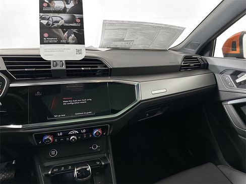New 2025 Audi Q3 2.0T Premium image 20