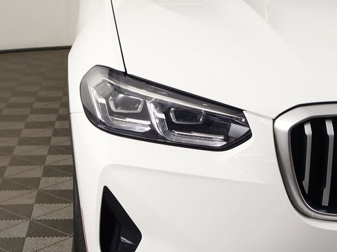 Used 2023 BMW X3 xDrive30i AWD/4WD image 16