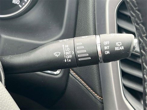 Certified 2023 GMC Acadia AT4 image 19