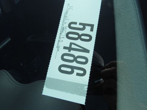 Used 2016 INFINITI Q70 L 3.7 w/ Deluxe Touring Package image 30