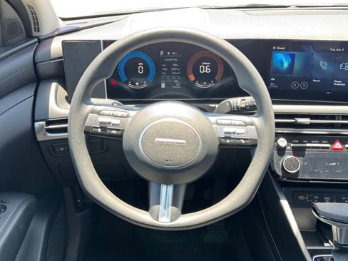 Used 2025 Hyundai Tucson SEL FWD image 13