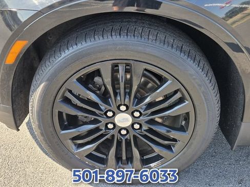 Used 2017 Cadillac XT5 Premium Luxury w/ LPO, Wheel Lock Package AWD/4WD image 16