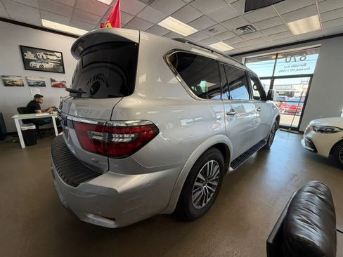 Used 2023 Nissan Armada SL w/ Captain's Chairs Package AWD/4WD image 17