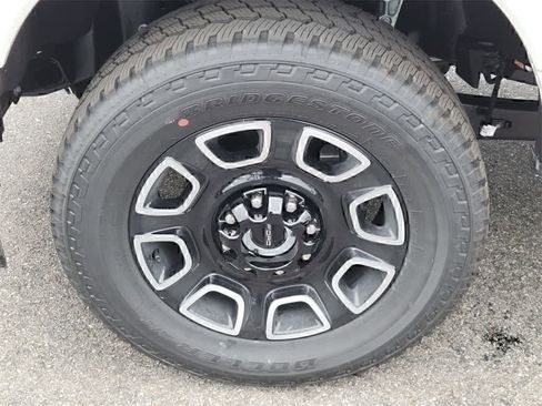 New 2026 Ford F250 Platinum image 11