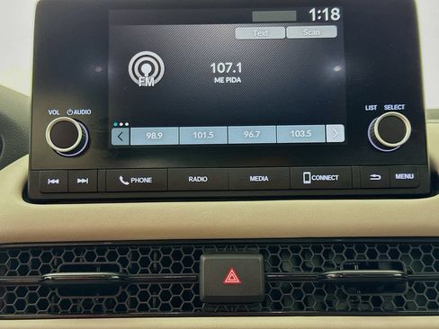 Used 2024 Honda HR-V LX image 17