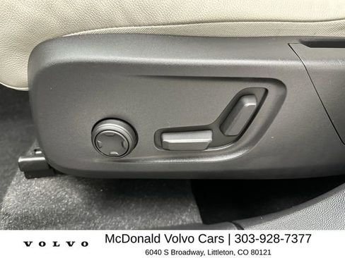 Certified 2023 Volvo XC40 B5 Plus w/ Driver Assist Package AWD/4WD image 12