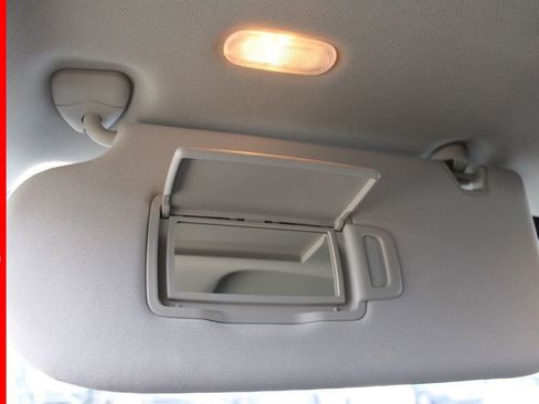 New 2025 Nissan Murano SL image 37