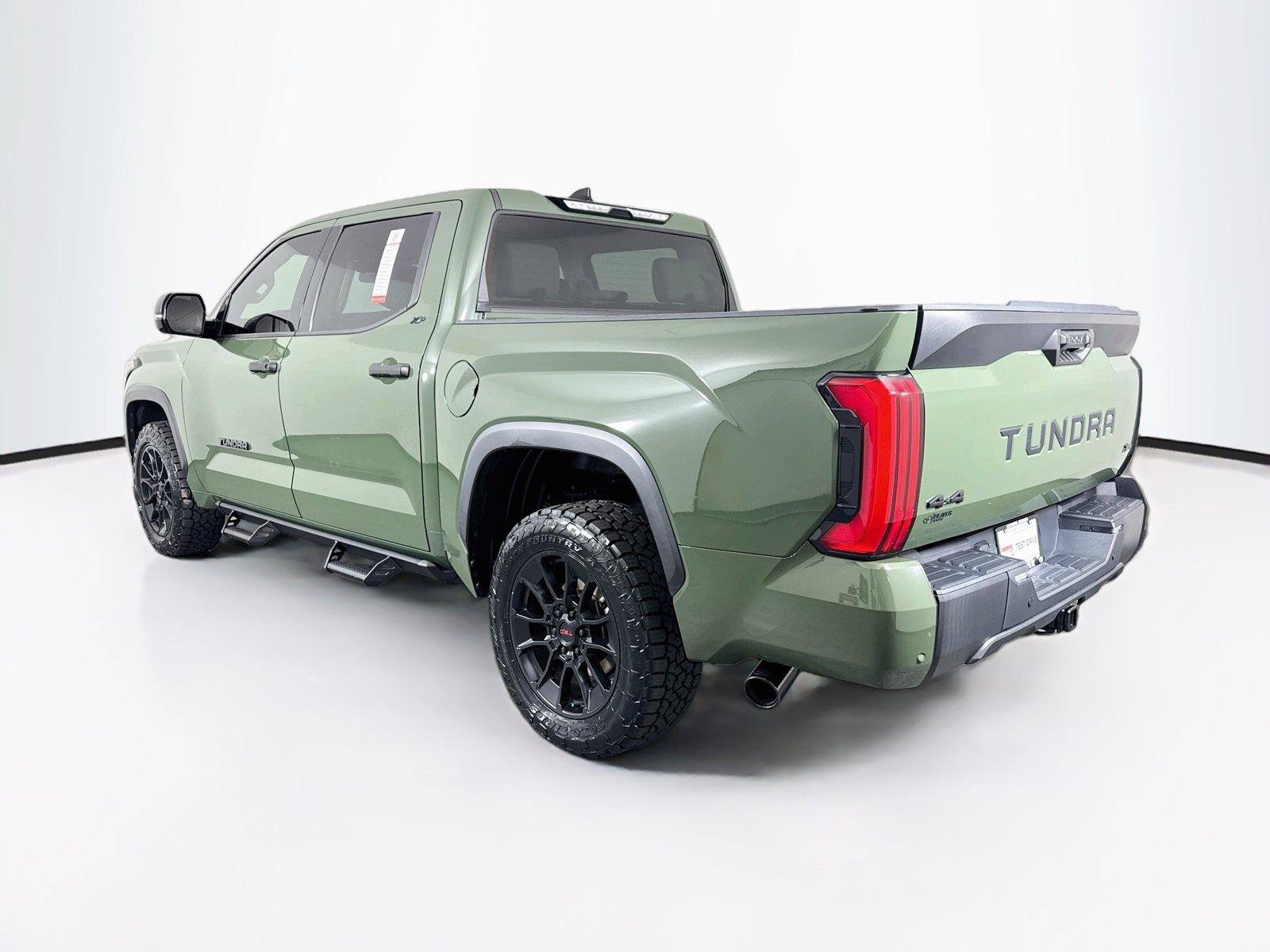 Used 2023 Toyota Tundra SR5 w/ SR5 Convenience Package AWD/4WD image 12