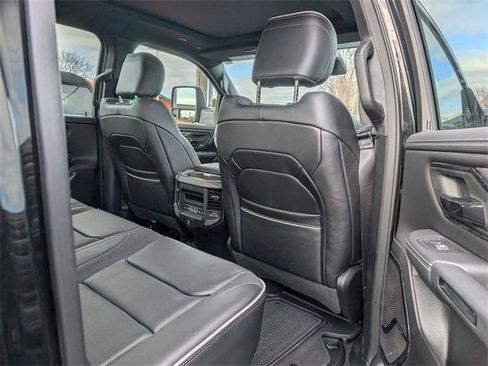 Used 2025 RAM 1500 Limited w/ Trailer Tow Group image 28