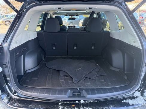 Used 2023 Subaru Forester Premium image 28