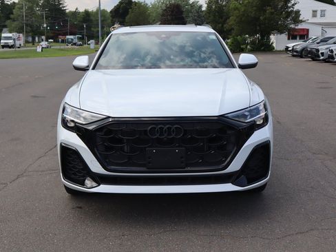 Used 2024 Audi Q8 Prestige w/ Prestige Package AWD/4WD image 2