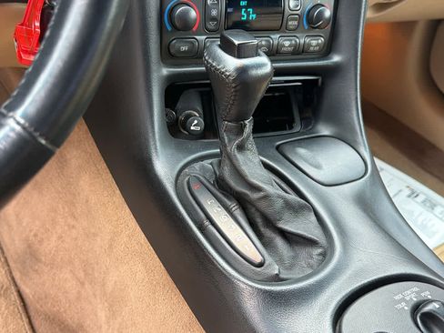 Used 1999 Chevrolet Corvette Convertible w/ Memory Pkg image 12