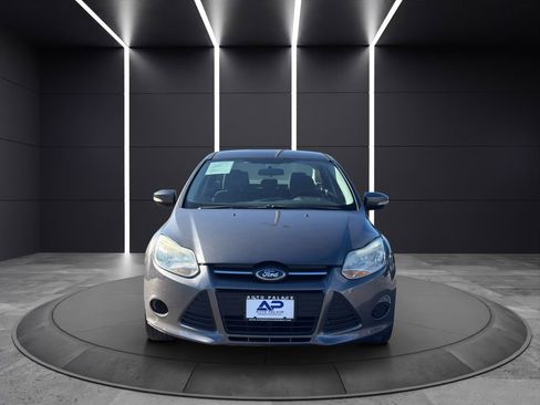 Used 2013 Ford Focus SE image 2