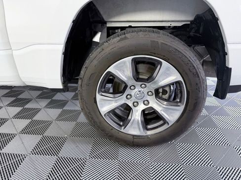 Used 2024 RAM 1500 Laramie image 28