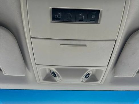 Used 2008 Dodge Grand Caravan SXT w/ Entertainment Group 2 FWD image 46