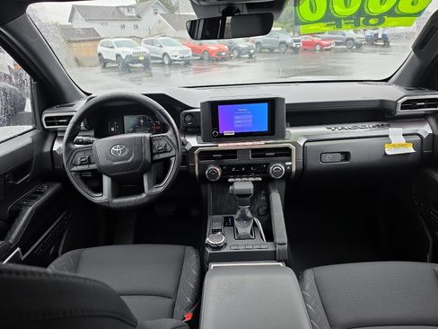 New 2026 Toyota Tacoma SR5 AWD/4WD image 18