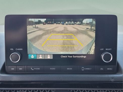 Used 2023 Honda Civic Sport image 25