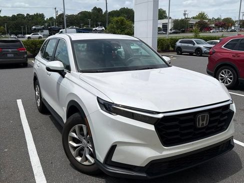 Used 2024 Honda CR-V LX image 1