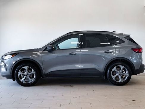 Used 2025 Ford Escape ST-Line image 27