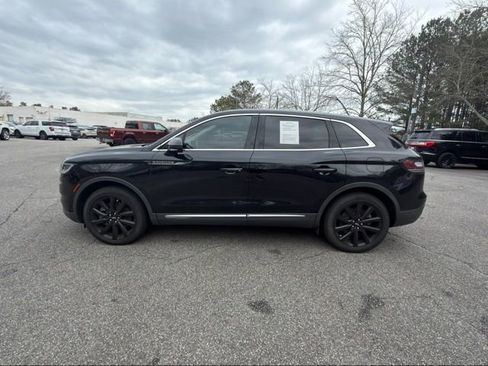 Certified 2022 Lincoln Nautilus Reserve w/ Equipment Group 202A image 5