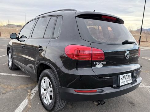 Used 2016 Volkswagen Tiguan S image 7