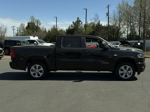 New 2026 RAM 1500 4x4 Crew Cab image 13