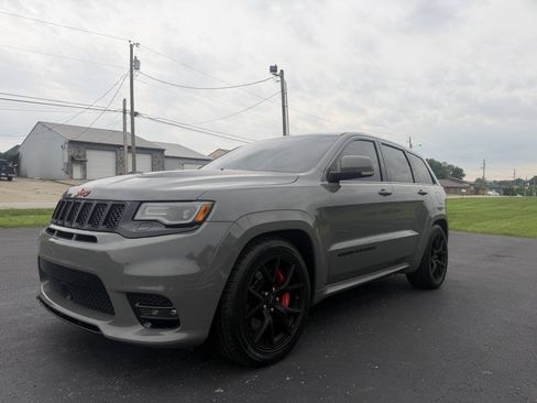 Used 2019 Jeep Grand Cherokee SRT AWD/4WD image 2