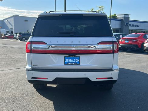 Used 2019 Lincoln Navigator L Reserve AWD/4WD image 6