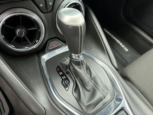 Certified 2024 Chevrolet Camaro LT image 21