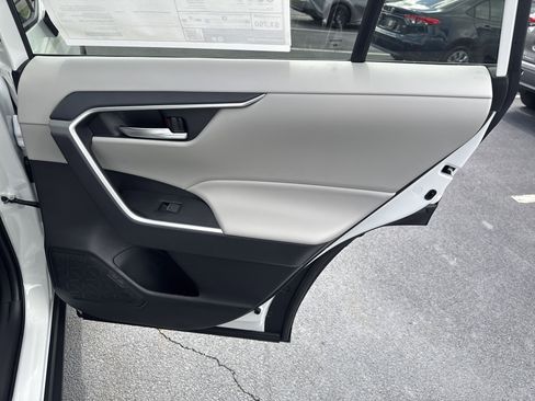 New 2025 Toyota RAV4 XLE Premium image 31