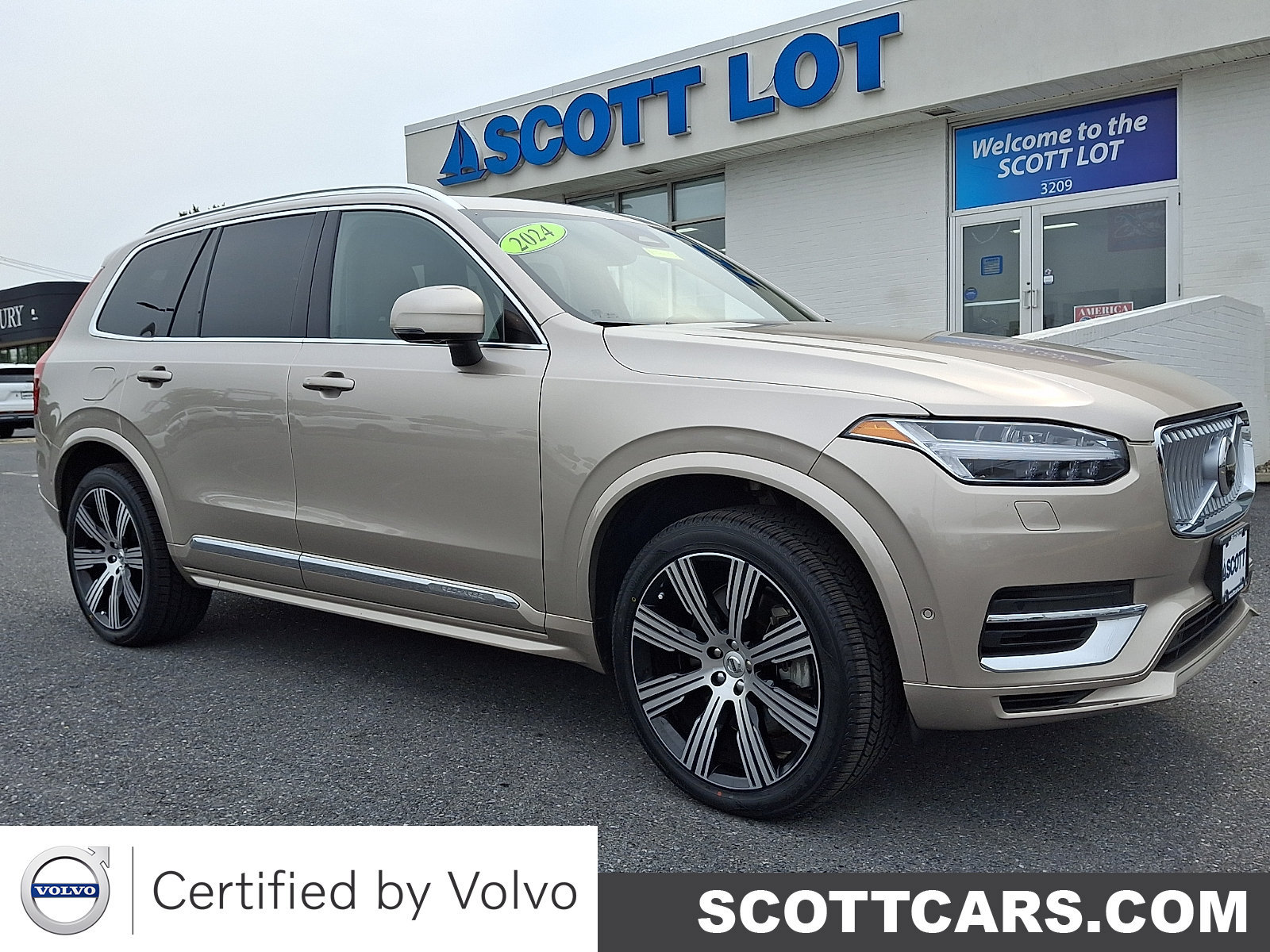 Certified 2024 Volvo XC90 T8 Ultimate w/ Protection Package Premier AWD/4WD image 1