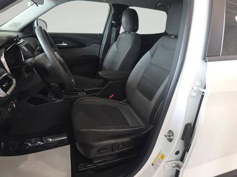 Used 2021 Chevrolet TrailBlazer LT w/ Driver Confidence Package FWD image 10