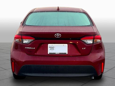Used 2024 Toyota Corolla LE image 5