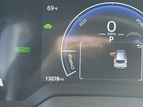 Certified 2025 Toyota Corolla Cross AWD Hybrid w/ Convenience Package image 22