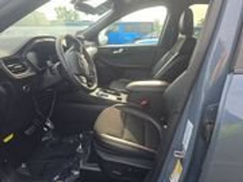 Used 2024 Ford Escape ST-Line w/ Tech Pack #1 AWD/4WD image 10