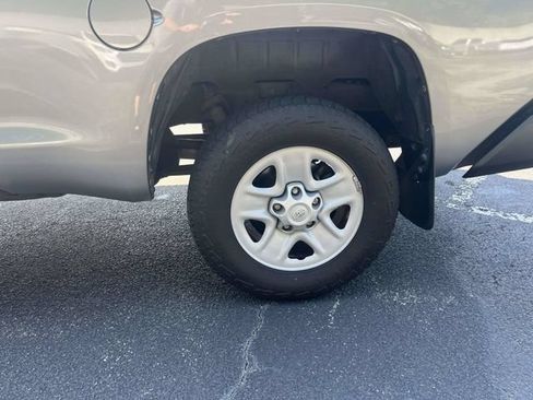 Used 2015 Toyota Tundra SR AWD/4WD image 11