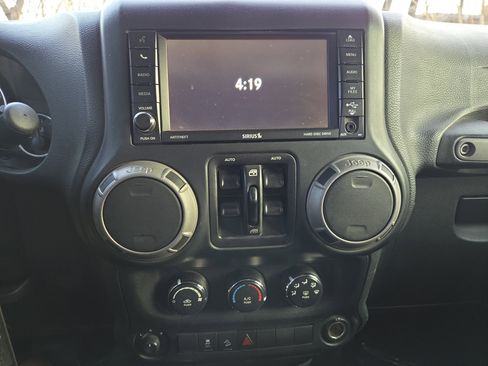 Used 2017 Jeep Wrangler Willys Wheeler image 15