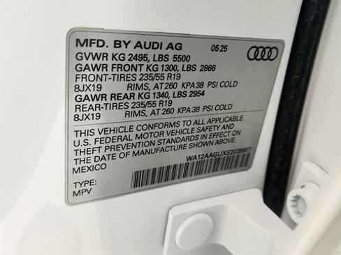 Used 2025 Audi Q5 Premium Plus w/ Premium Plus AWD/4WD image 75